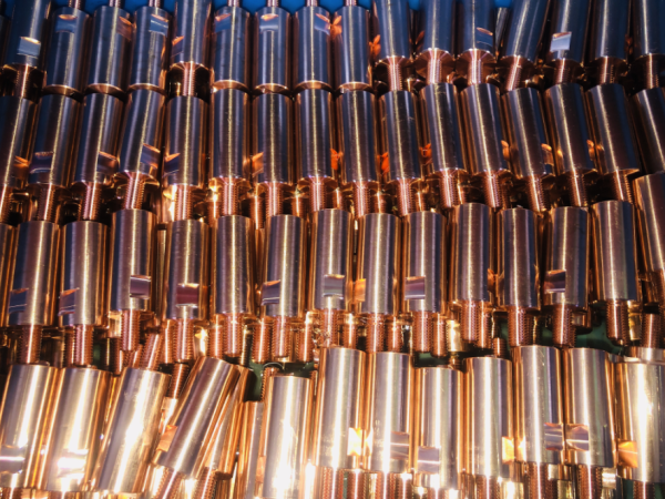 紫銅螺柱車(chē)床加工產(chǎn)品實(shí)拍